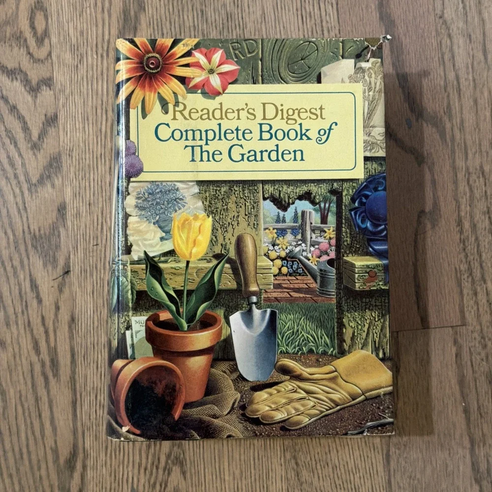 1966 Reader's Digest Complete Book of the Garden  Dust Jacket Hardback